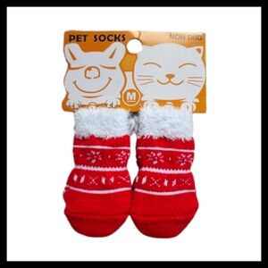 💕3/$15💕 Non-skid Pet Socks